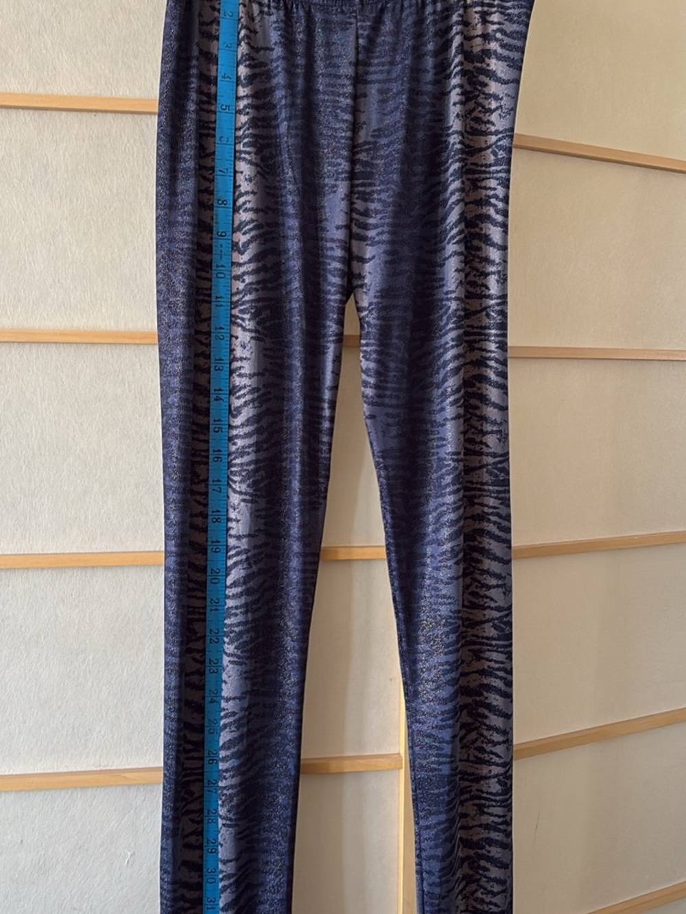 Women Navy Animal-Print Stretch Leggings